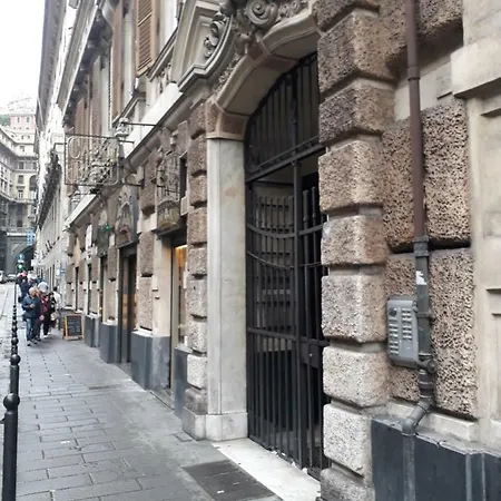 Deluxe * Genova